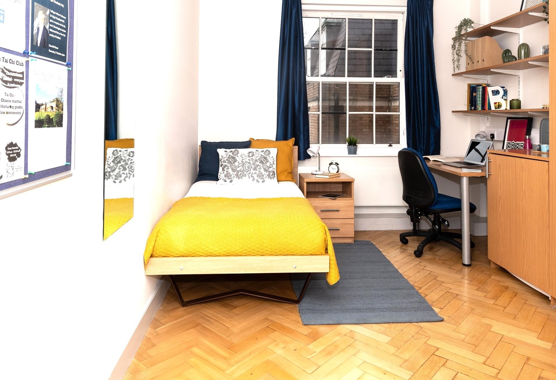 Single en suite A room in Goodenough College