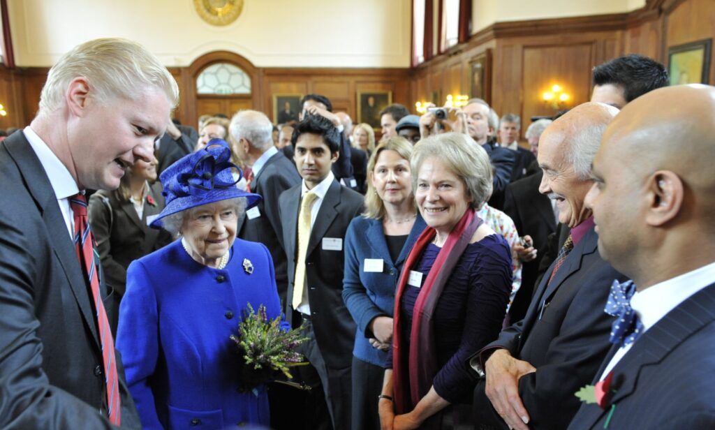 Queen Elizabeth visits Goodenough College