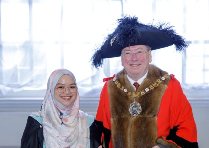 Goodenough College Member receiving Freedom of the City of London Award