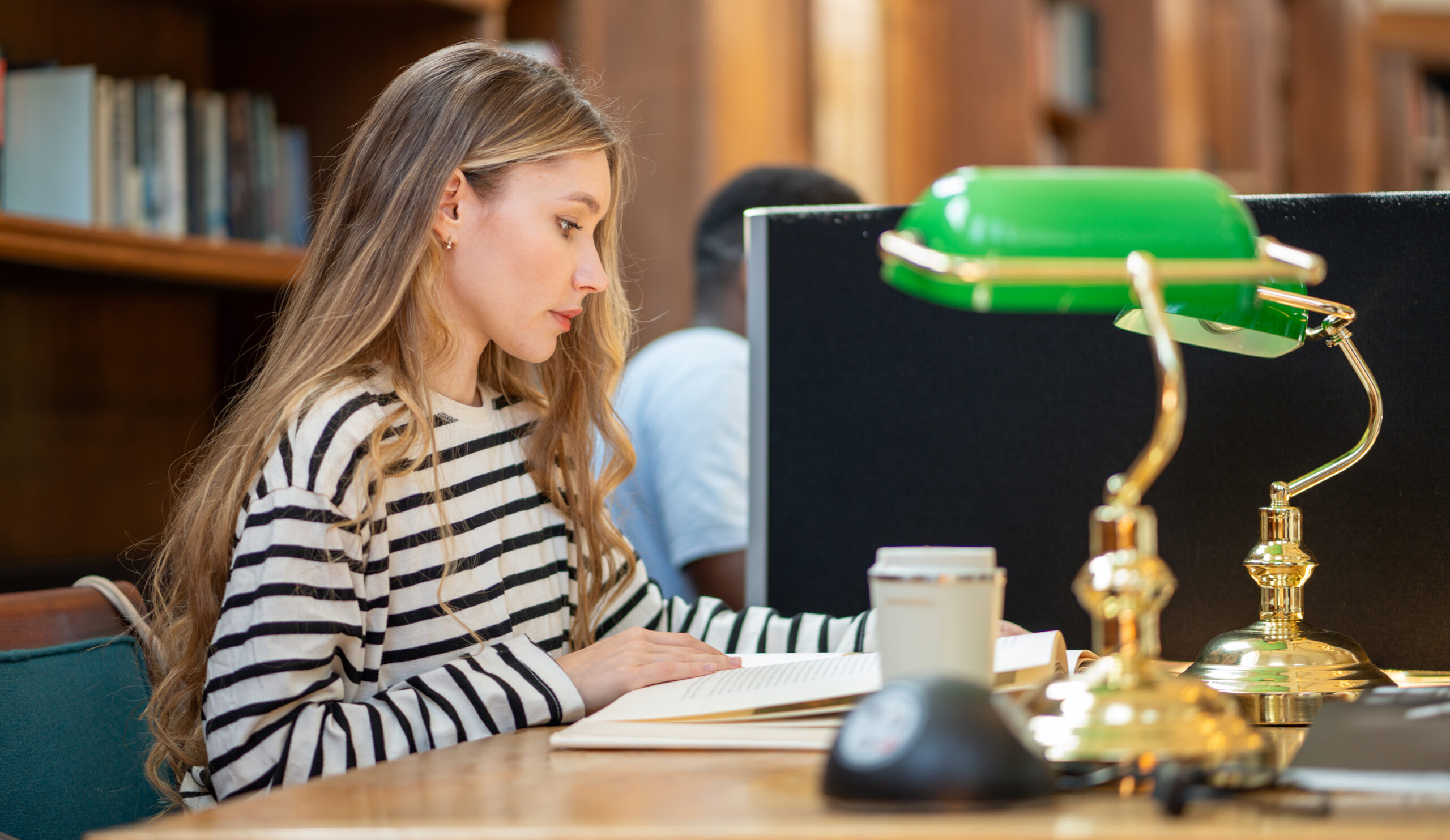 Goodenough Member studying at Goodenough College's library